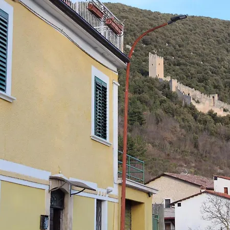 Tatil Evi A Due Passi Dal Castello