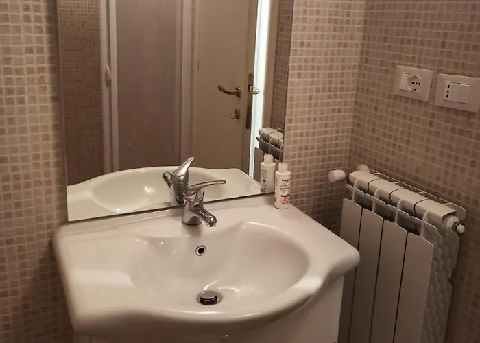 A Due Passi Dal Castello Nyaraló